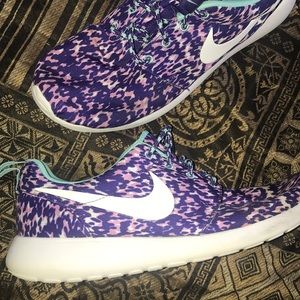 Nike Roshe Runs Limited Edition